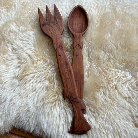 Vintage Wooden Salad Servers - Picture 5 of 5